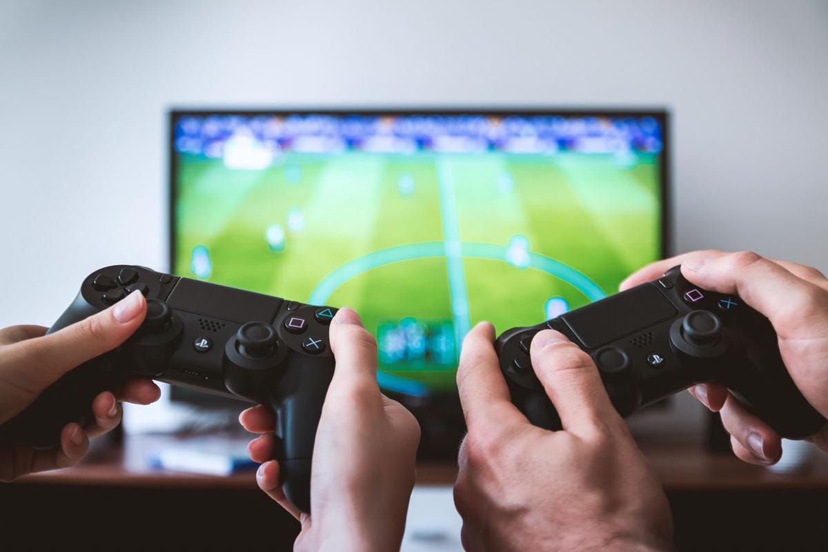 Pusing Mau Beli Konsol Game? Yuk Cari Konsol Terbaikmu Lewat Kuis Ini